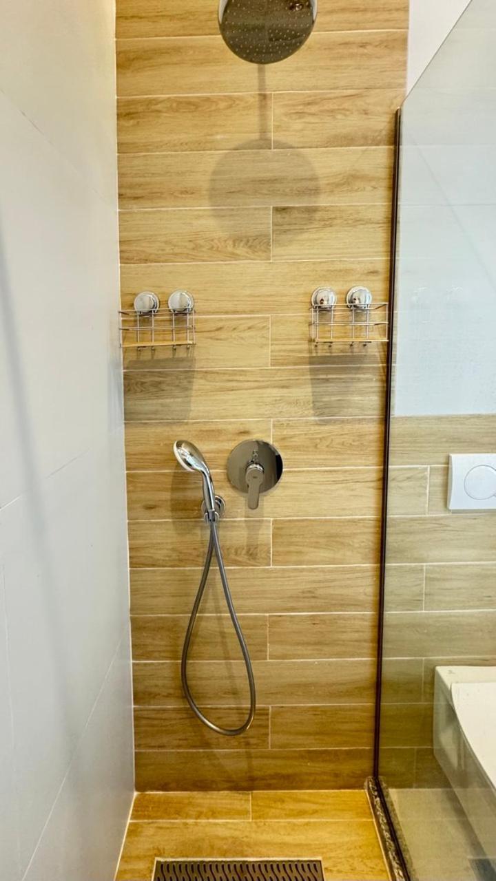 Saranda Miracle Sky Apartment 外观 照片